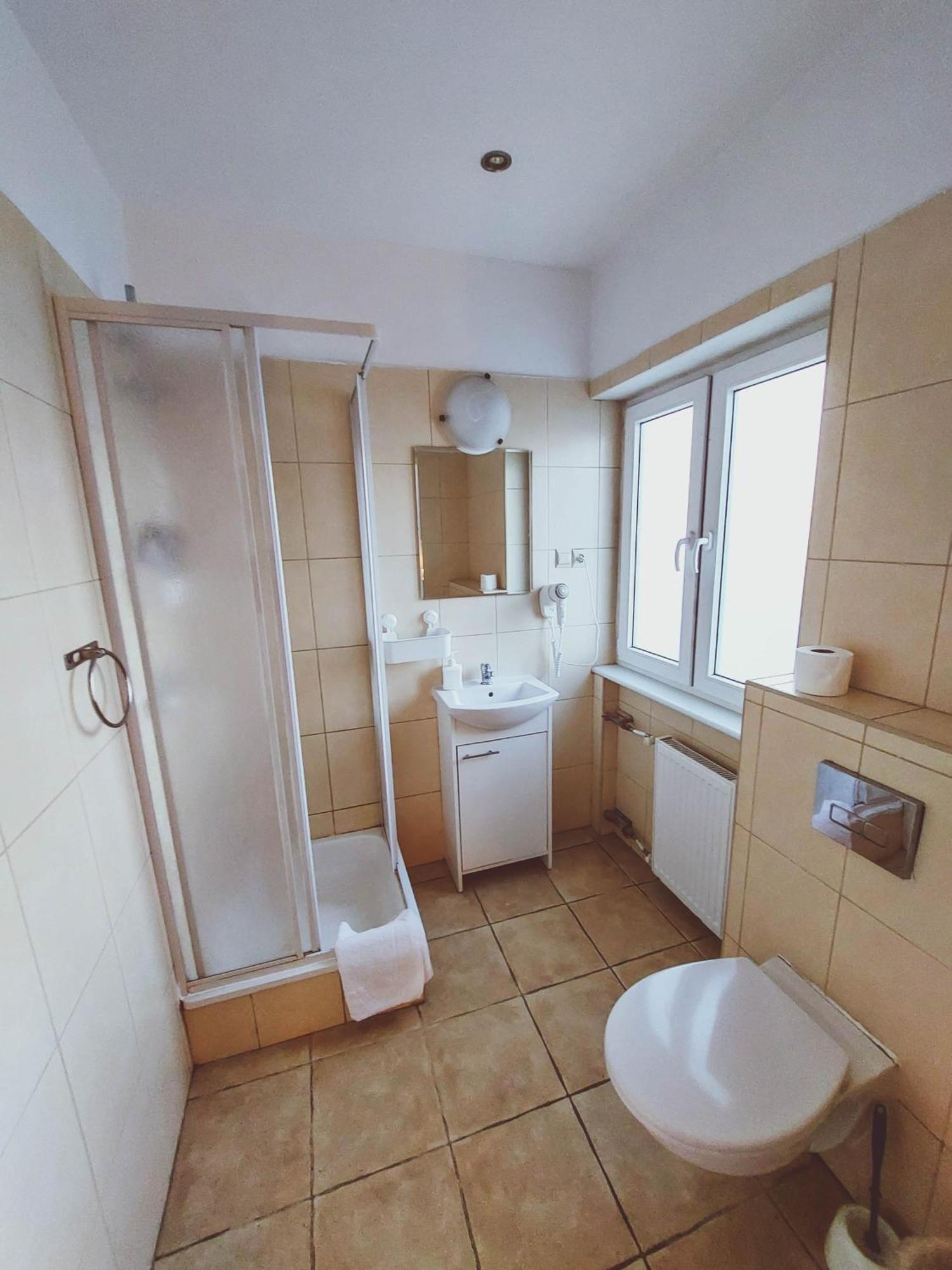 Apartmán Pod Starymi Lipami Štetín Exteriér fotografie