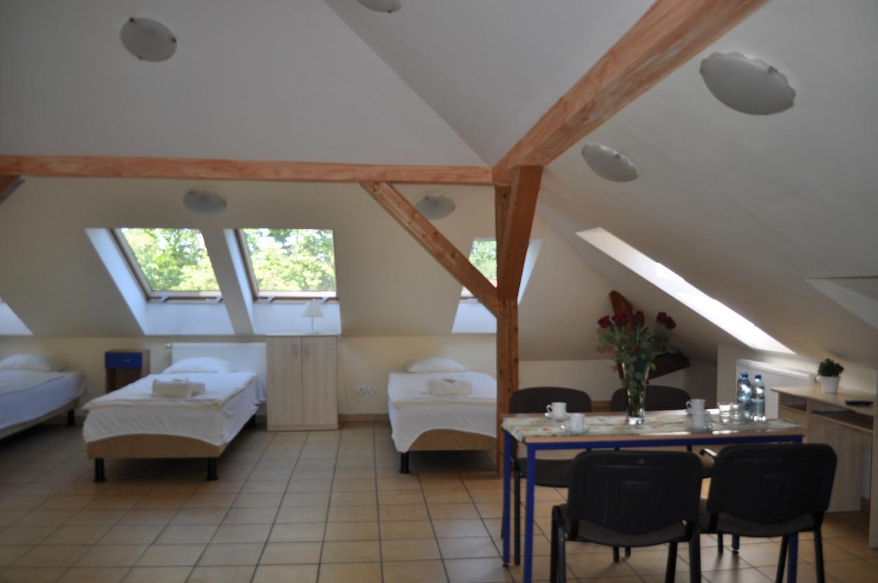 Apartmán Pod Starymi Lipami Štetín Exteriér fotografie